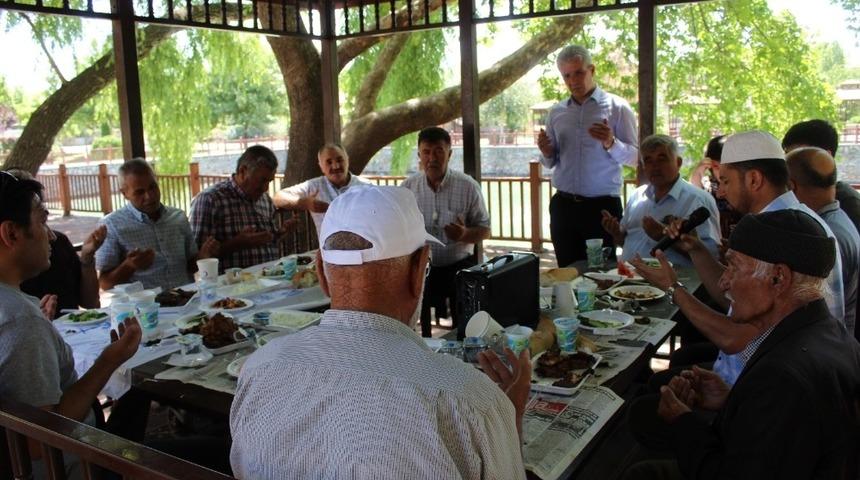 Kırşehirli Şehit Aileleri moral pikniğinde buluştu