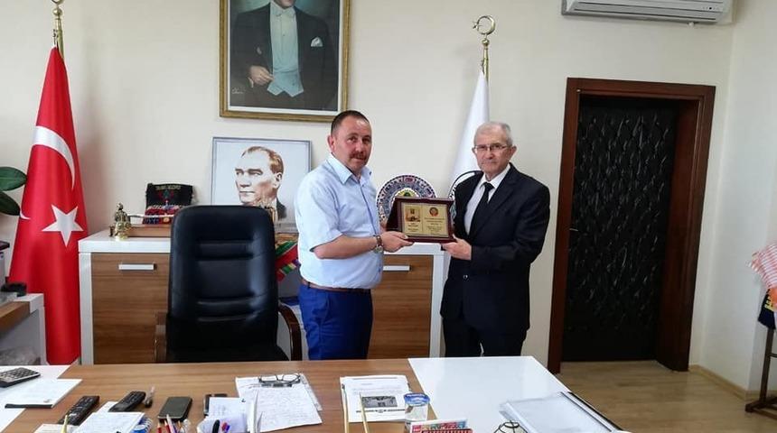 Yörük Türkmen Derneği Başkanı Ezel’den Başkan Sever’e ziyaret