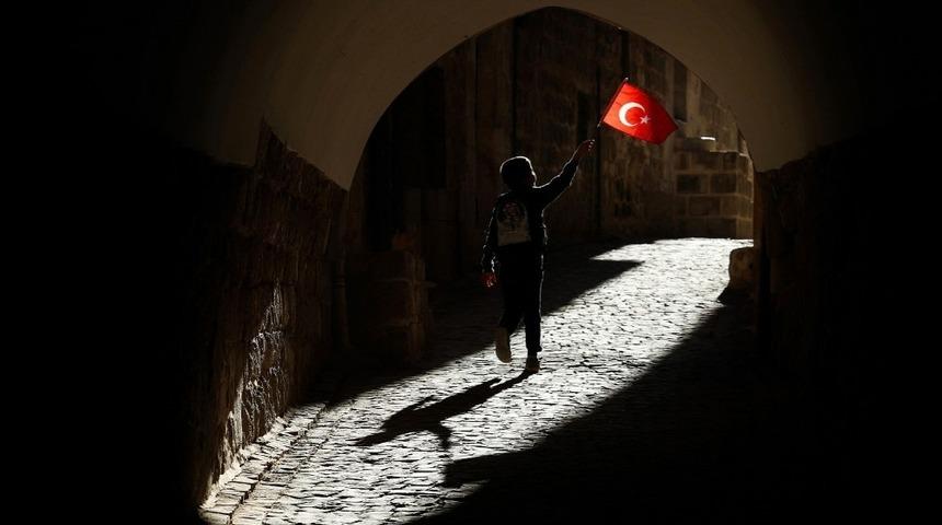 Mardinli fotoğrafçıya anlamlı ödül