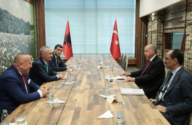 Cumhurbaşkanı Erdoğan, Kuzey Makedonya ve Arnavutluk Cumhurbaşkanları ile görüştü