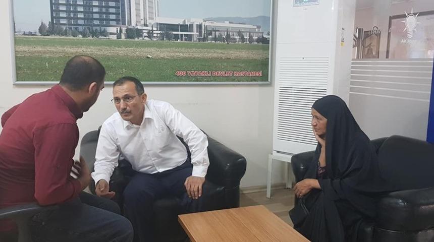 Başkan Dağtekin vatandaşların sorunlarını dinliyor