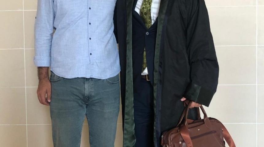 CHP&rsquo;li Milletvekiline &lsquo;omurgasız&rsquo; diyen CHP&rsquo;li gen&ccedil; beraat etti