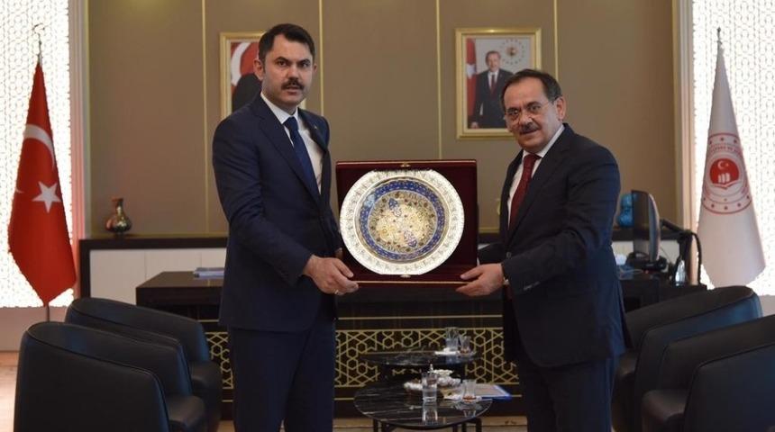 Başkan Demir, &Ccedil;evre Bakanı ile &lsquo;kentsel d&ouml;n&uuml;ş&uuml;m&rsquo;&uuml; g&ouml;r&uuml;şt&uuml;