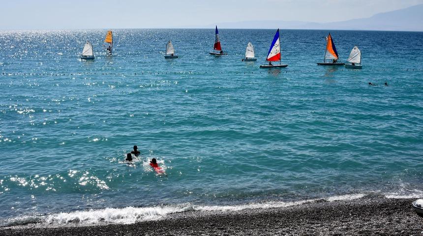 Mollakasım Halk Plajı'na ikinci kez 'Mavi Bayrak'