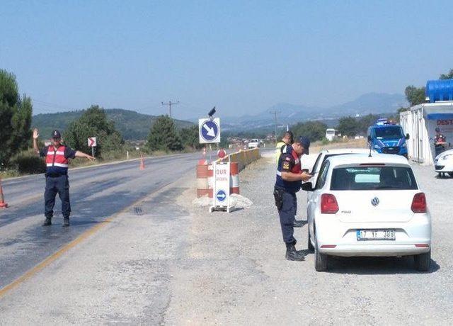 Çanakkale trafiğine havadan denetim