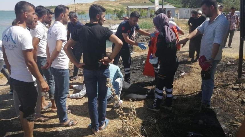 Tabancayla oynayan gen&ccedil; kendini vurdu