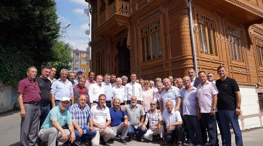 Başkan Sarıkurt taksi esnafını ağırladı