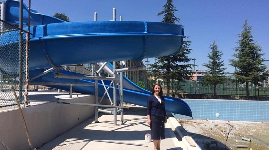 Başkan Tekin, yüzme havuzu çalışmalarını inceledi