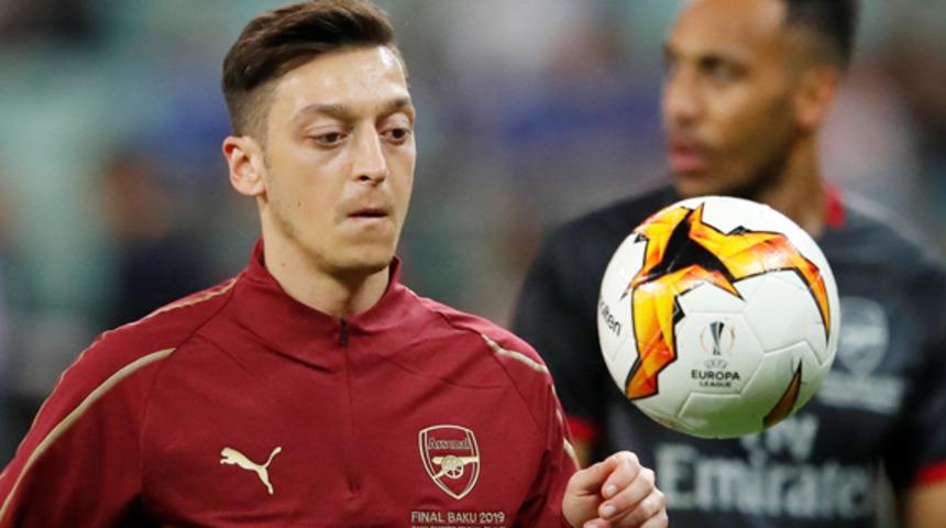 Fenerbah&ccedil;e, Mesut &Ouml;zil'i kiralamak istiyor