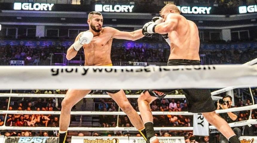 D&uuml;nya Kick Boks Şampiyonu Samet Keser&rsquo;in okuma azmi