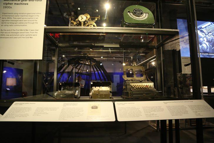 İngiliz istihbaratının 'çok gizli' cihazları Londra'da gün yüzüne çıkıyor G2