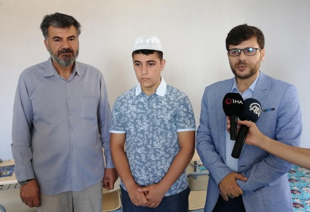 Ahlatlı &ouml;ğrenci T&uuml;rkiye birincisi oldu