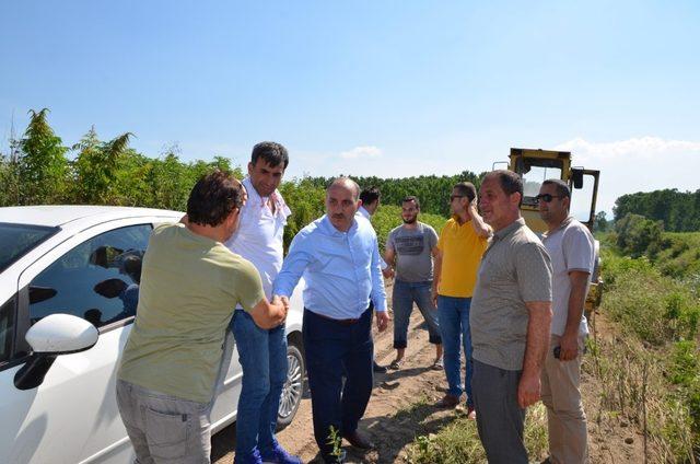 Erenler’de tarla yollarında hummalı çalışma