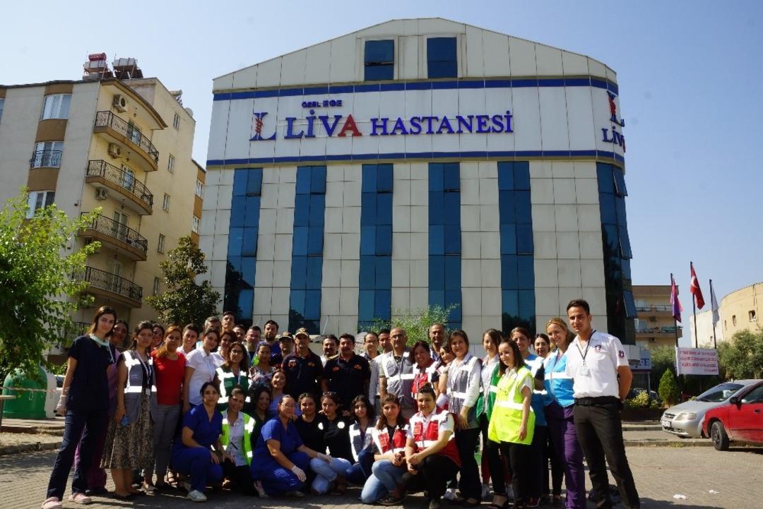 &Ouml;zel Ege Liva Hastanesi&rsquo;ndeki tatbikat ger&ccedil;eği aratmadı