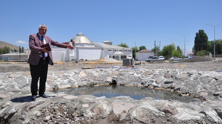 Pasinler Kaplıcaları yenilenen y&uuml;z&uuml;yle şifa dağıtmaya devam ediyor