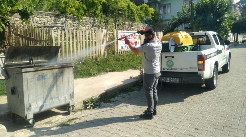 Demirci’de haşereyle mücadele