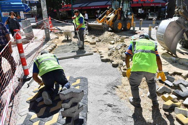 Kızılay’ın ünlü cadde ve sokaklarına makyaj