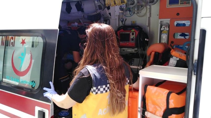 Motosiklet yayaya &ccedil;arptı: 1 Yaralı