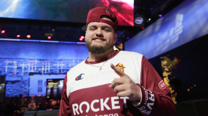 Silahlı saldırıdan kurtulan NBA 2K oyuncusu oLARRY, en iyi Espor anı ESPY'sini kazandı