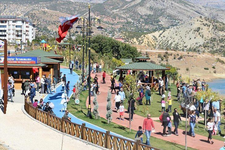 Otellerde yer kalmadı! Turistler akın akın oraya gidiyor G1