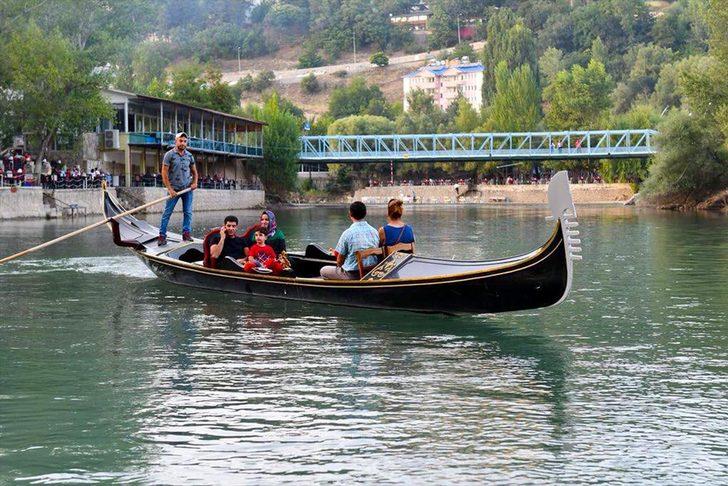 Otellerde yer kalmadı! Turistler akın akın oraya gidiyor G2