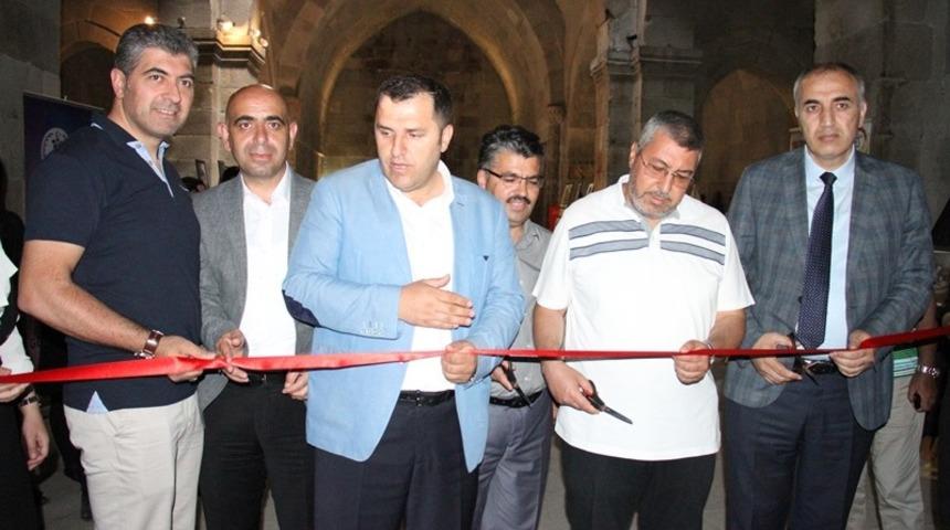 &ldquo;Savaşın &ccedil;ocukları&rdquo; sergilendi