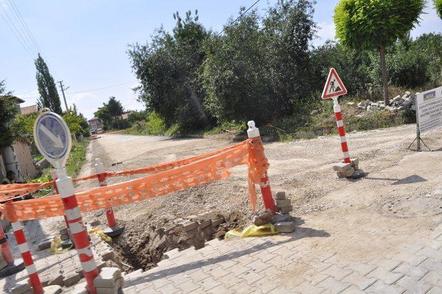 Şuhut’ta doğalgaz çalışmaları tam gaz devam ediyor