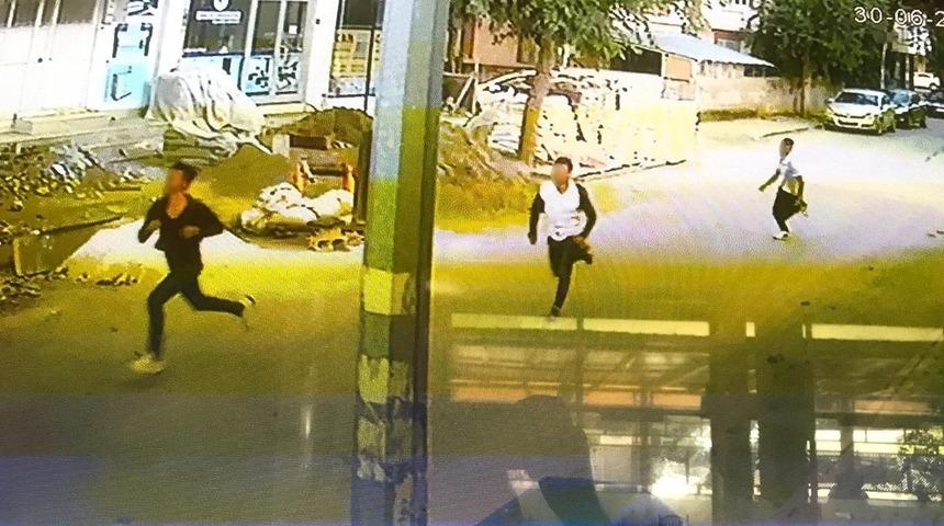 Adıyaman&rsquo;da cep telefonu hırsızları yakalandı