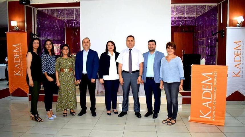 KADEM Sosyal Destek Projeleri hakkında Ceyhan’da bilgilendirmede bulundu