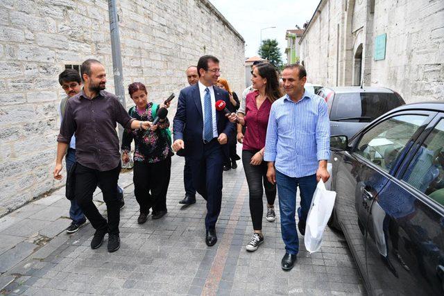 İmamoğlu : Madem istifa ettiniz neden orada duruyorsunuz 