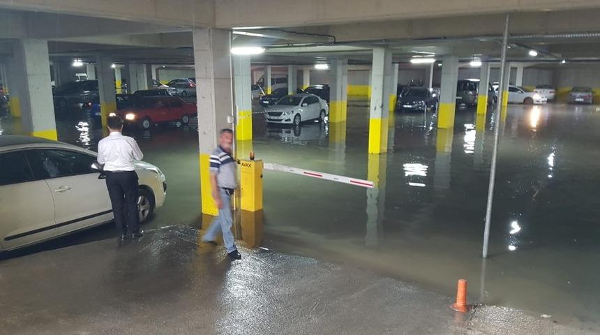 Devrek&rsquo;te şiddetli yağış su baskınlarına neden oldu