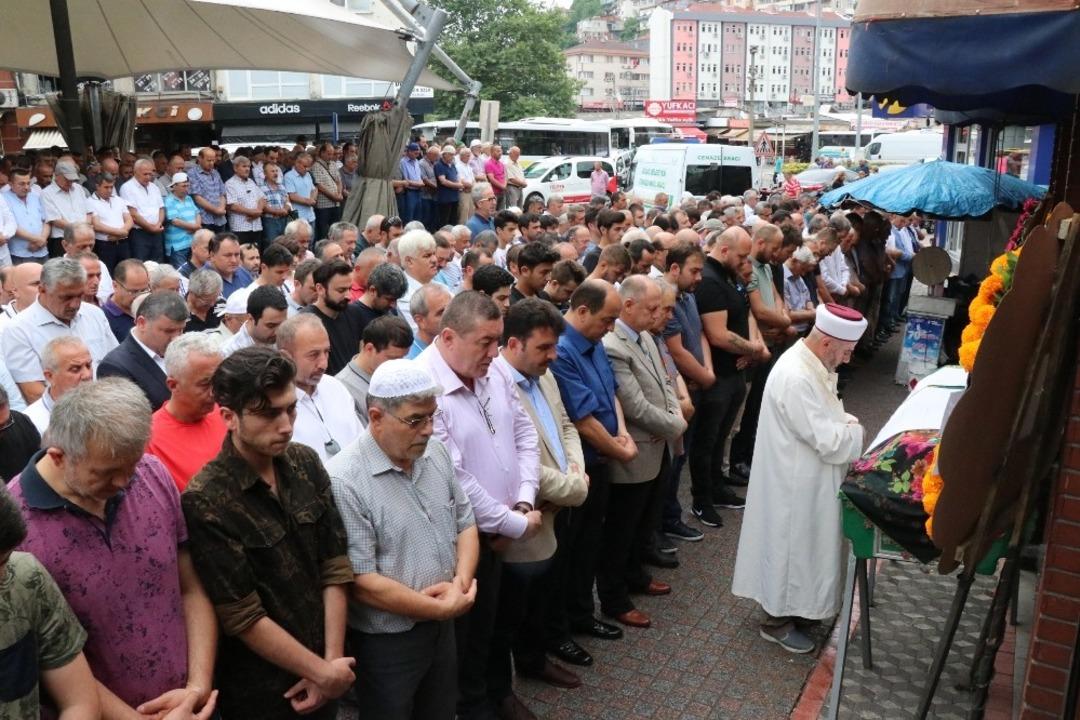 Başkan Demirtaş&rsquo;ın kayınvalidesi toprağa verildi