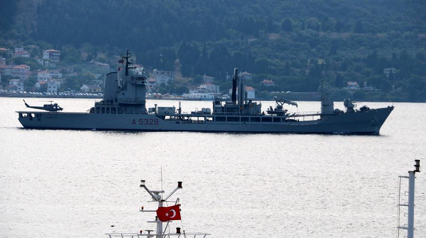 İtalyan ve Fransız savaş gemileri &Ccedil;anakkale Boğazı&rsquo;ndan ge&ccedil;ti