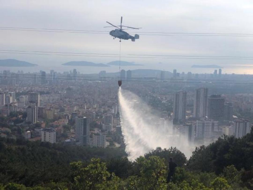 İstanbul'da korkutan g&ouml;r&uuml;nt&uuml;ler! Helikopterler harekete ge&ccedil;ti