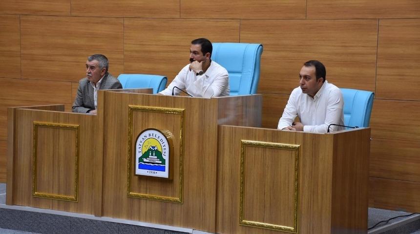 Başkan Geylani, muhtarlarla bir araya geldi