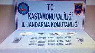 Kastamonu'da zehir tacirlerine baskın! Çok sayıda gözaltı var!
