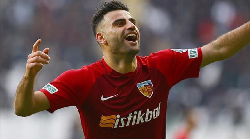 Deniz Türüç'ten transfer açıklaması