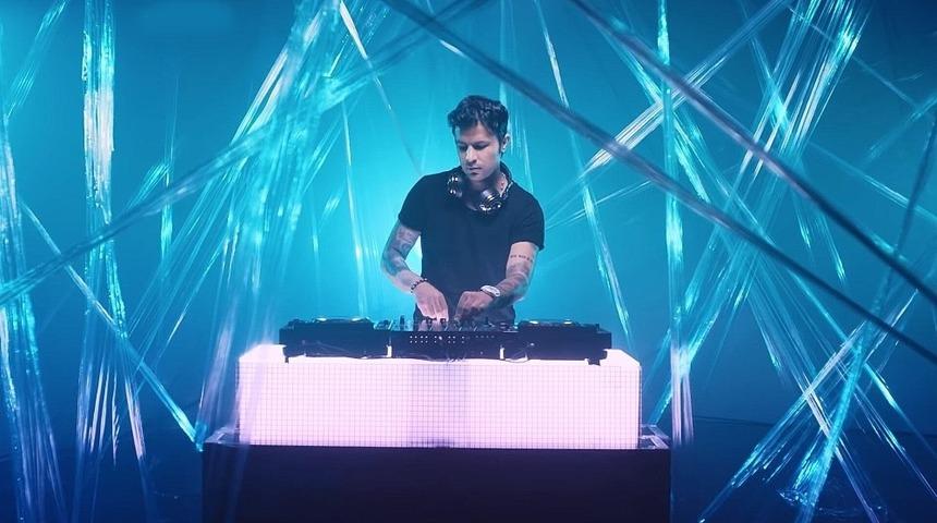 Ünlü Dj’ler Çeşme’de