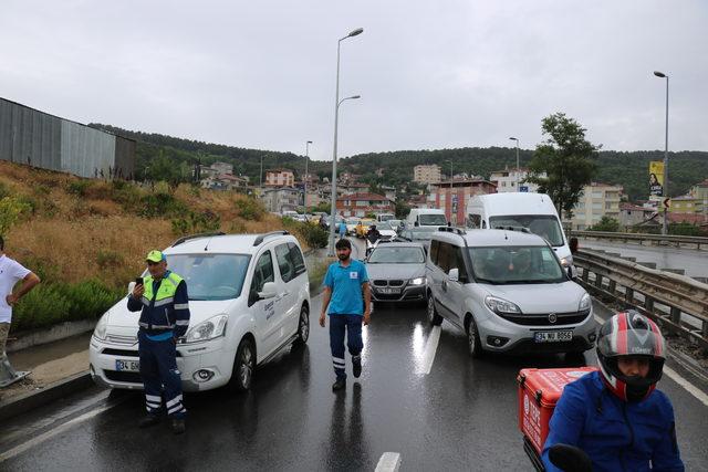 Maltepe ve Sancaktepe'de yağışlı hava kazalara neden oldu