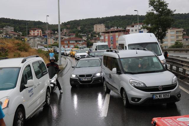 Maltepe ve Sancaktepe'de yağışlı hava kazalara neden oldu