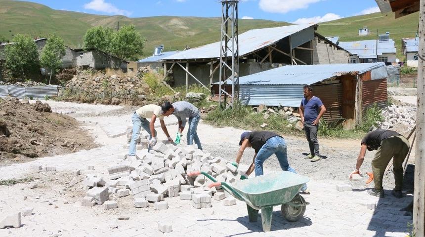 Aziziye&rsquo;de kilit taşı mesaisi