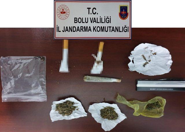 Bolu’da kaçak sigara, içki ve uyuşturucu operasyonu