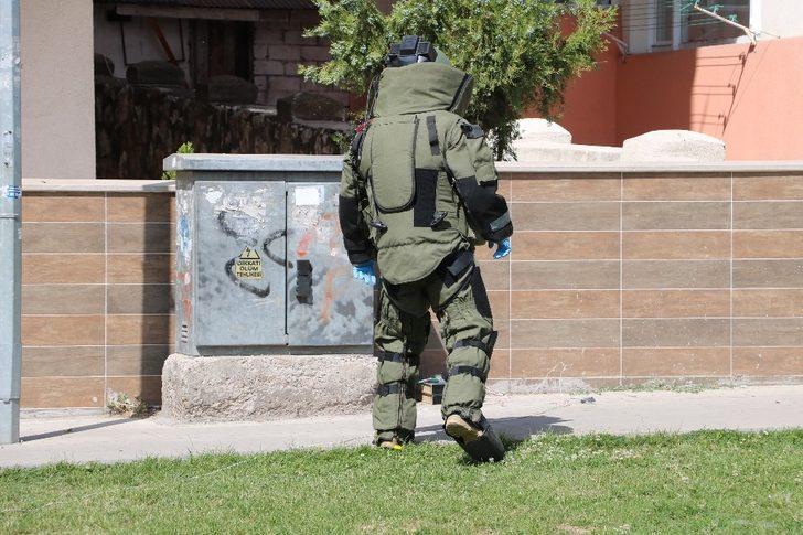 Sivas’ta adliye lojmanları önünde şüpheli paket paniği G3