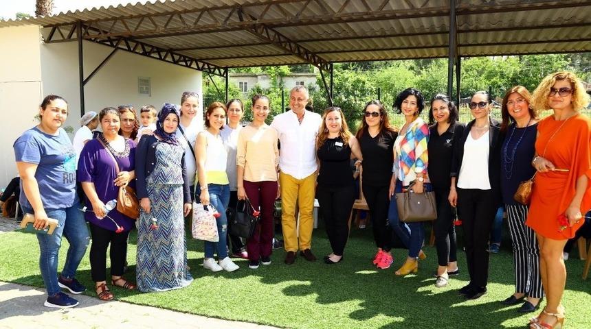 Manavgat Belediyesi&rsquo;nden evlilik okulu