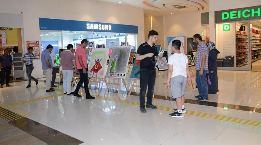 Tuşba Belediyesinden &lsquo;15 Temmuz Destanı&rsquo; resim sergisi