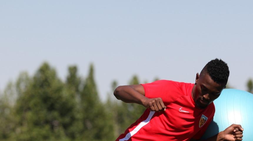 Bernard Mensah: Ben savaşmaya hazırım