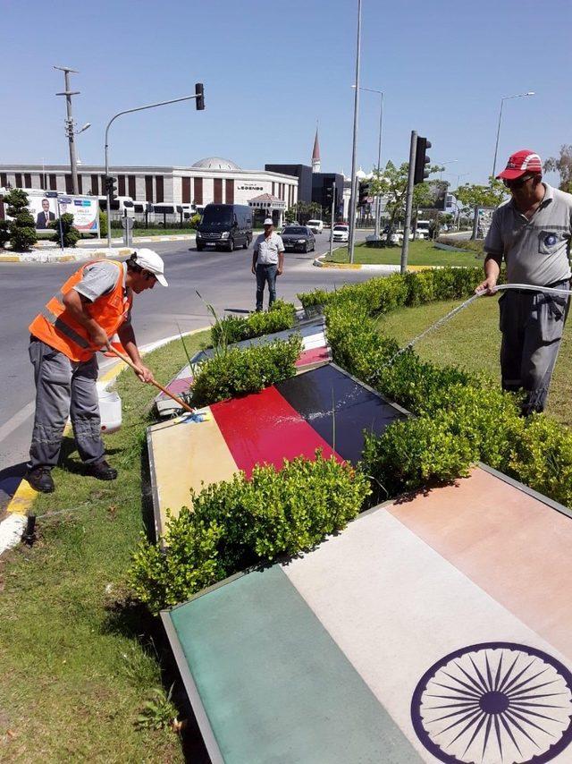 Büyükşehir’den Serik’te temizlik çalışması