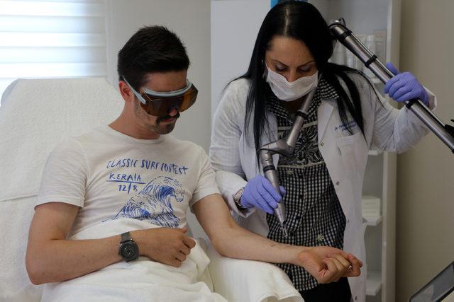 Polis ve asker olmak isteyenler, d&ouml;vme sildiriyor 1