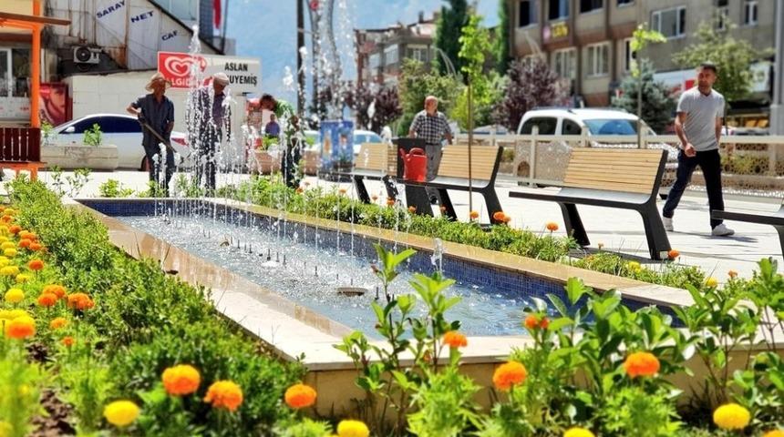 Peyzaj &ccedil;alışmaları g&ouml;rsel ş&ouml;len oluşturuyor