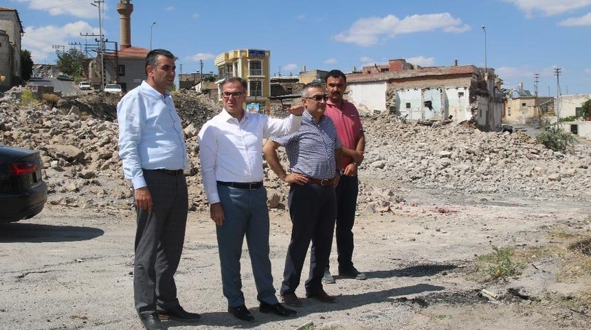 Hacılar’da büyük dönüşümde yeni konutlar için yıkım tamamlandı